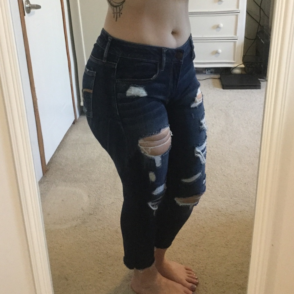Distressed jegging crops from American Eagle!